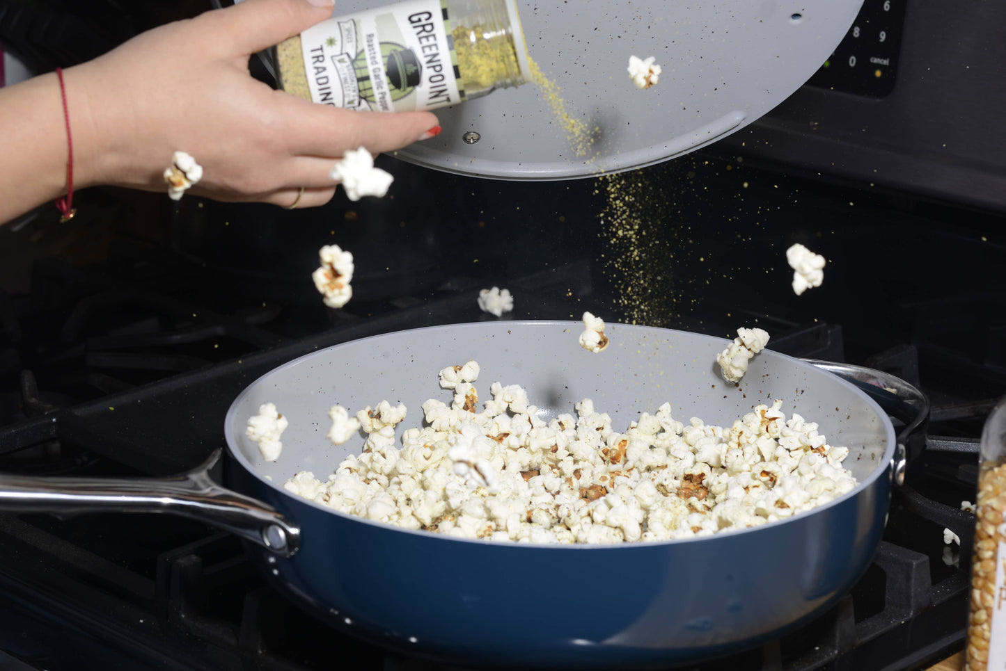 Greenpoint Trading - Roasted Garlic Pepper Seasoning